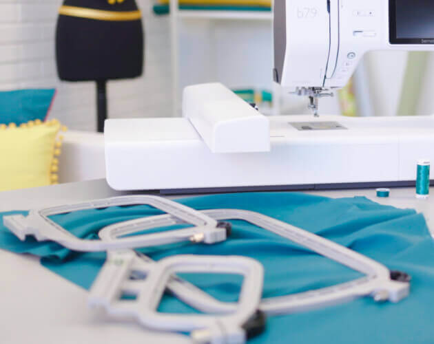 Bernette B70 Embroidery Machine