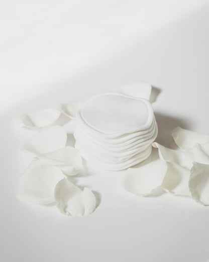 12 tampons démaquillants avec sac