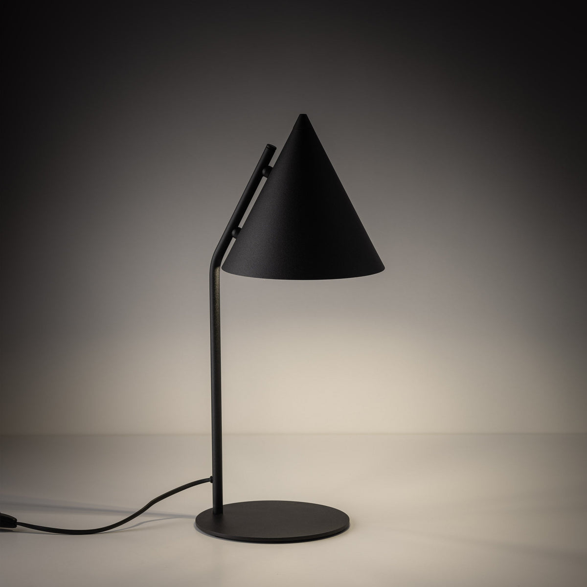CONO Black Modern Minimalist Table Lamp for Bedroom & Nightstand