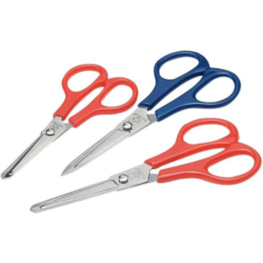 6" School Scissors – Semi-Sharp /
Ciseaux d'écolier – semi-pointus de 6 po