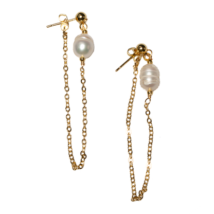 Puces d'oreilles perles et chaîne en plaqué or