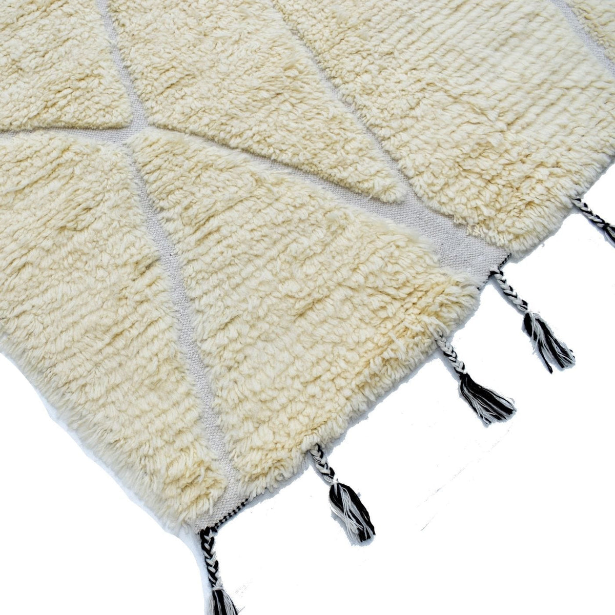Tapis Klara en laine tissée 6X9