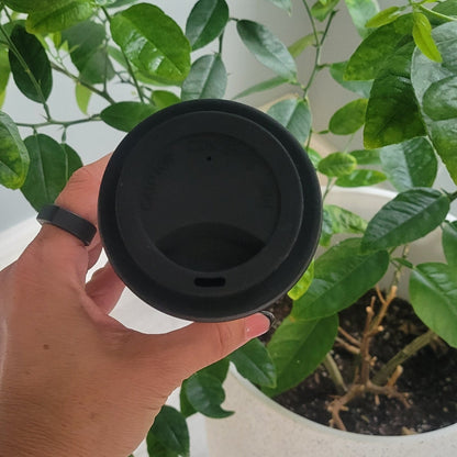 Gobelet en acier inoxydable « Stayed For The Villain » | Tasse de boisson livresque