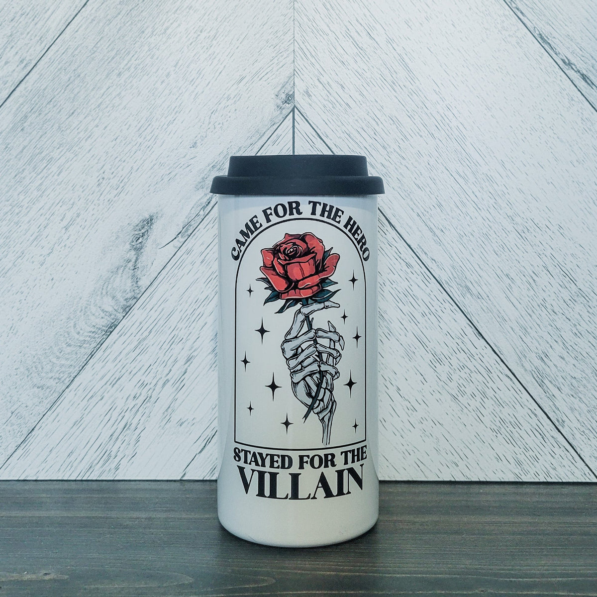 Gobelet en acier inoxydable « Stayed For The Villain » | Tasse de boisson livresque
