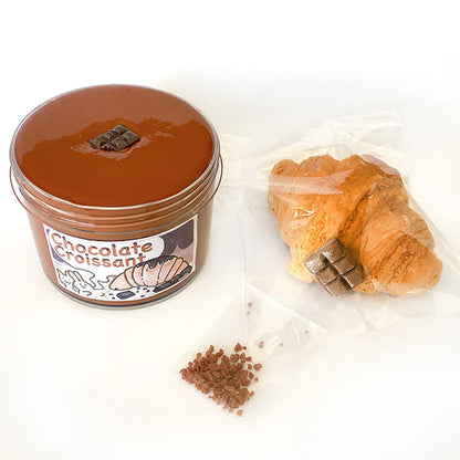 Croissant au chocolat