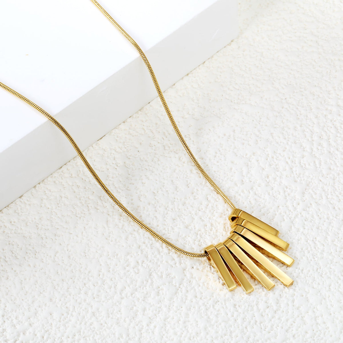 Collier Pendentif Barre Verticale