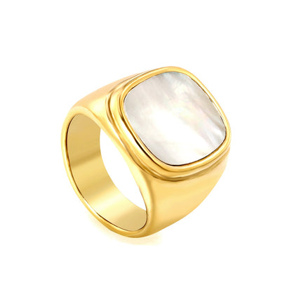 Bague Carrée en Or avec Opale