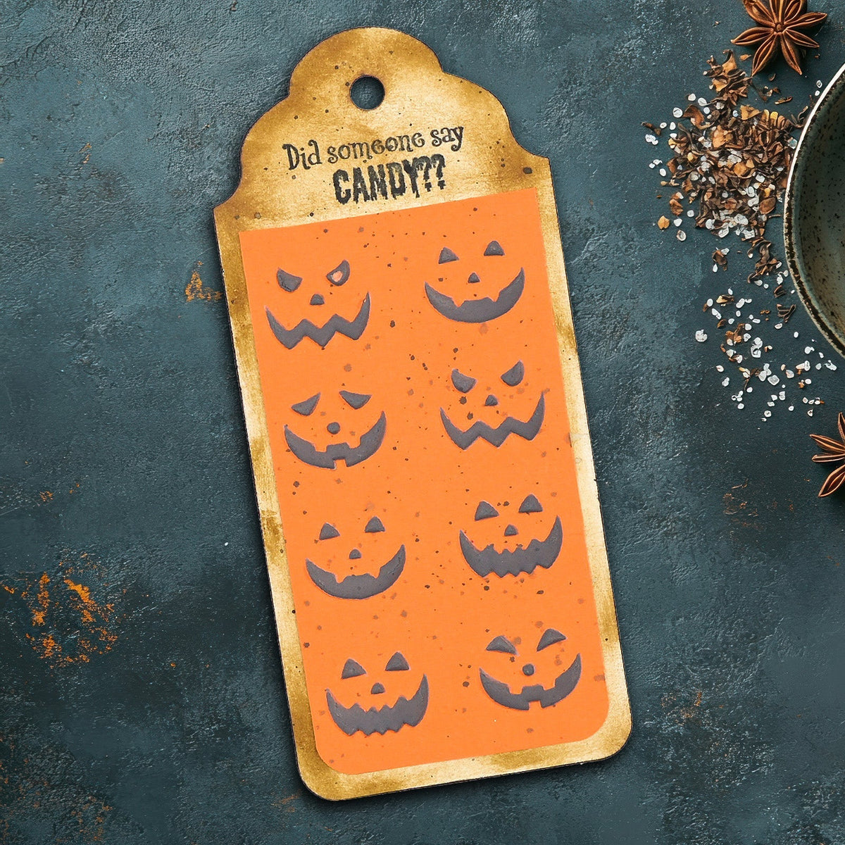 Vaessen Creative • Stencil Pumpkin Faces 5.9x5.9in