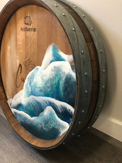 Vagues océaniques en tonneau de vin