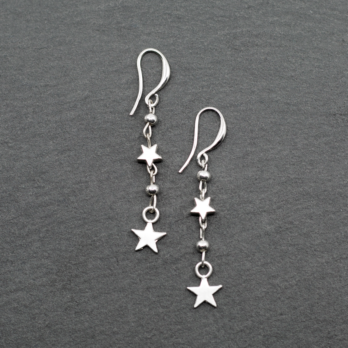 Boucles d'oreilles pendantes en argent avec breloques étoiles doubles