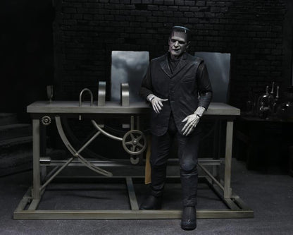 Universal Monsters Frankenstein Accessory Set