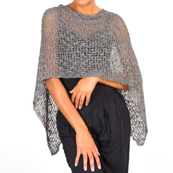 Short Popcorn Knit Poncho - Grey