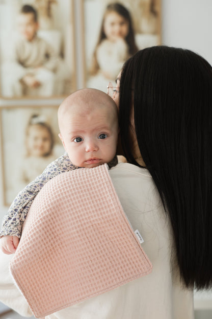 Shoulder burp cloth