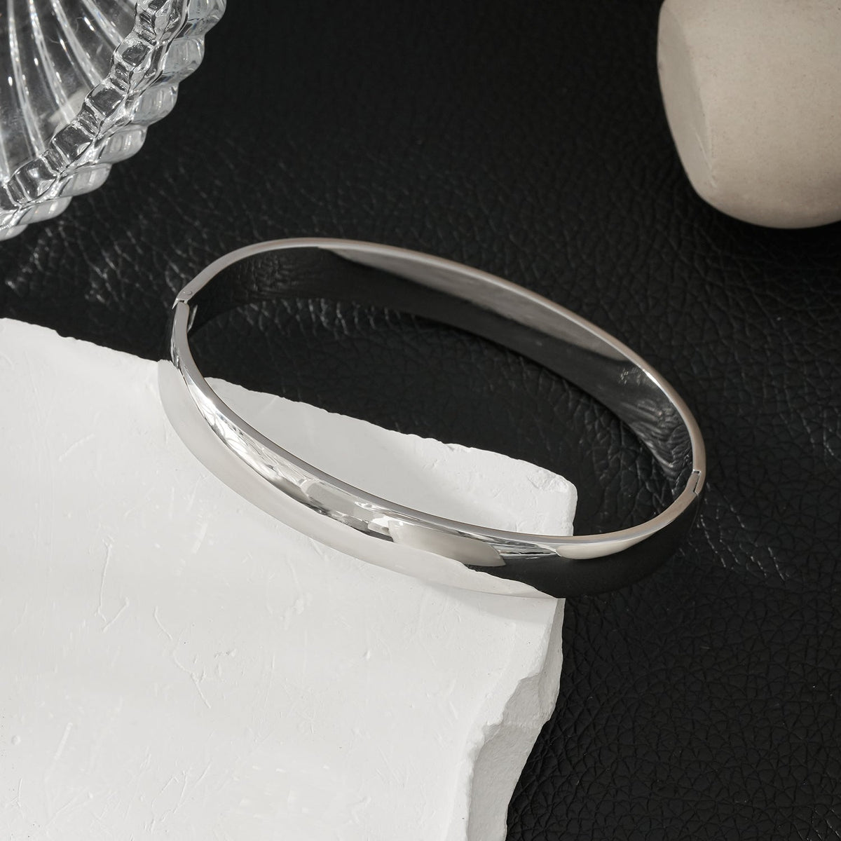 BAKOVAN: Mid Width Silver Band Bracelet for Men or Women