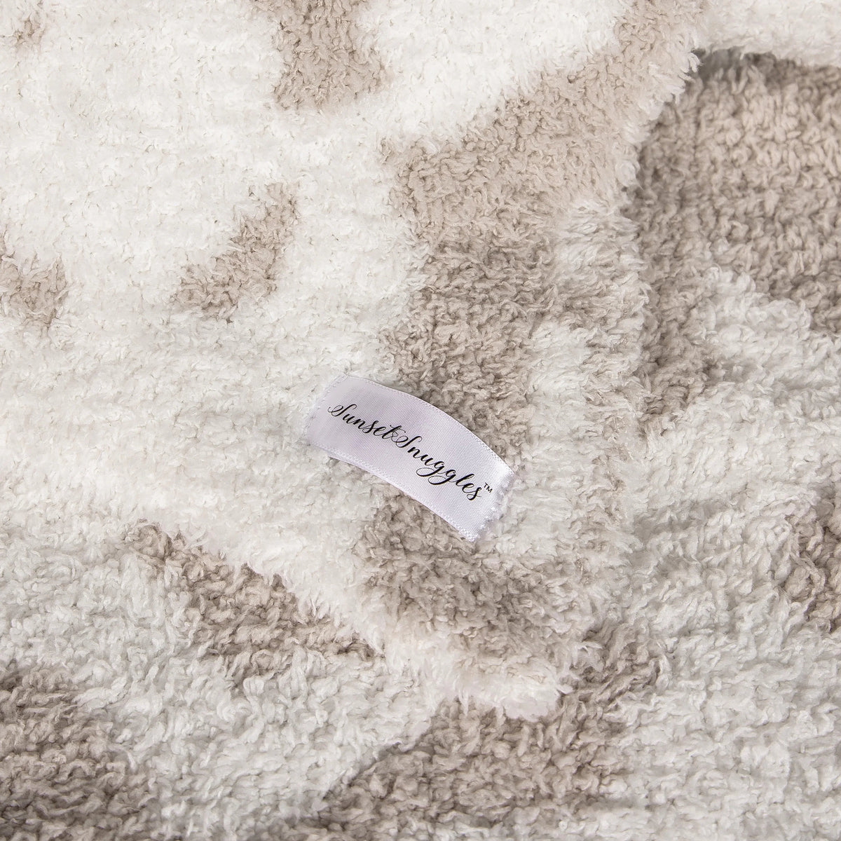 Couverture enfant imprimée vache beige rougissant et blanc