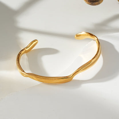 CHANBA Gold: Avant Garde Abstract Shaped Bracelet