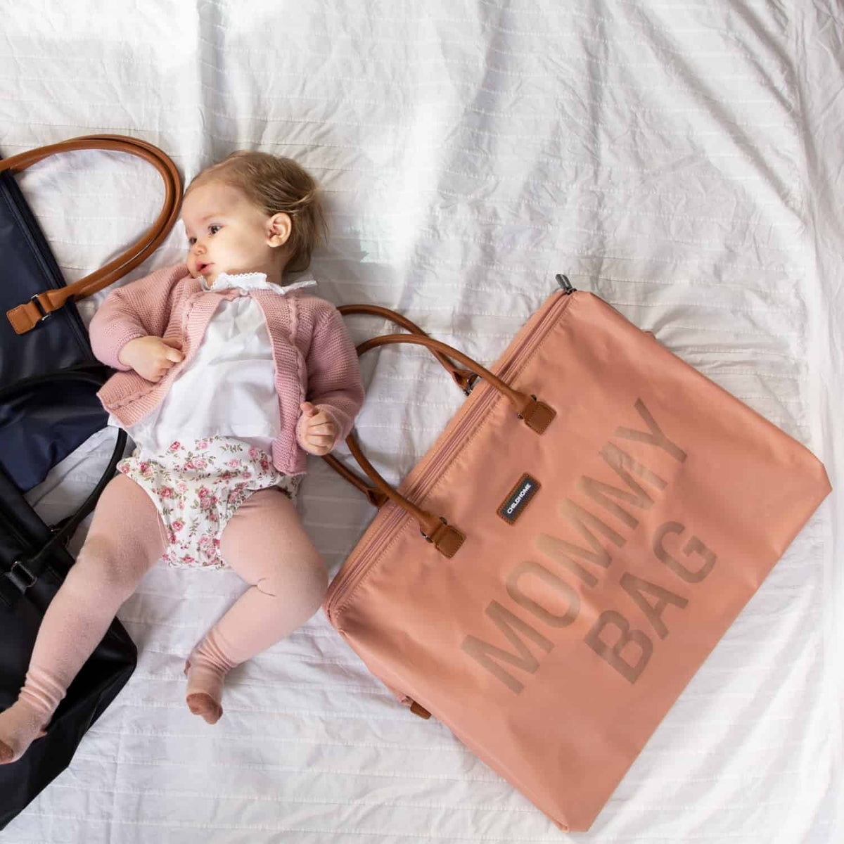 Sac à langer rose joyeux pour maman