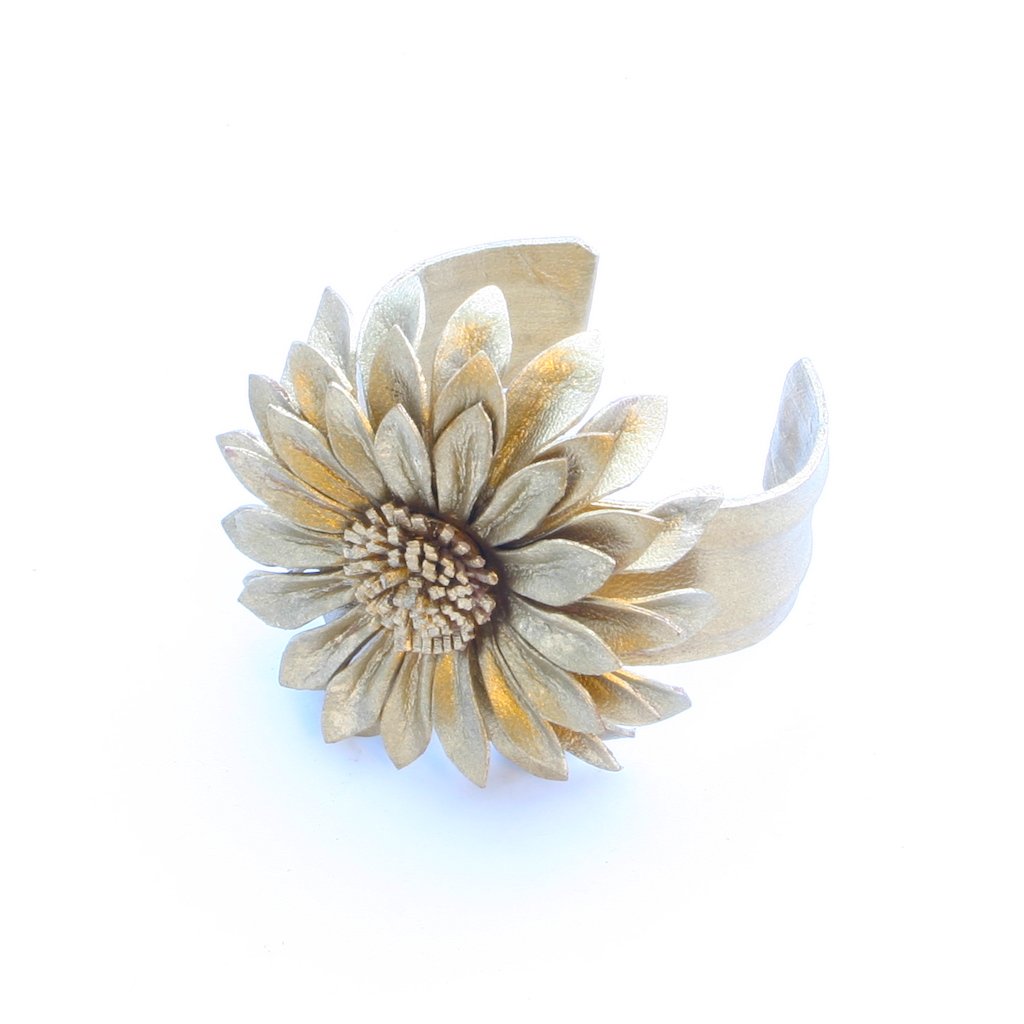 Manchette fleur en cuir