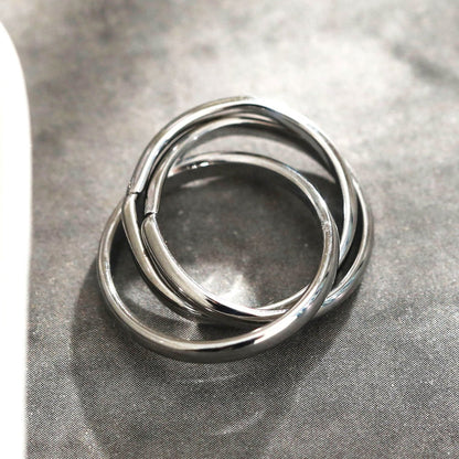 ESTELLA : Bague Empilable Triple et Entrelacée en Argent