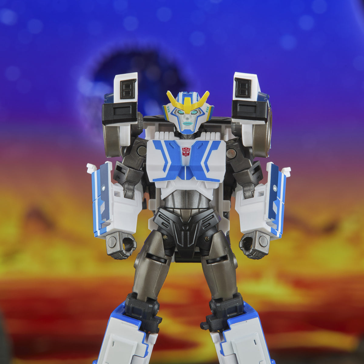 Transformers Legacy United Deluxe Class Robots in Disguise 2015 Universe Strongarm