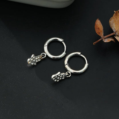 Boucles d'oreilles mini créoles en or blanc (ton argent) FATIMA : Zircons (CZ) pavés avec breloque main de Fatma – Un mélange parfait de style et de protection