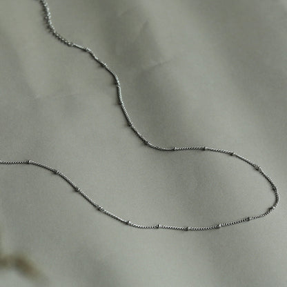Collier en chaîne d'argent perlée GENOA
