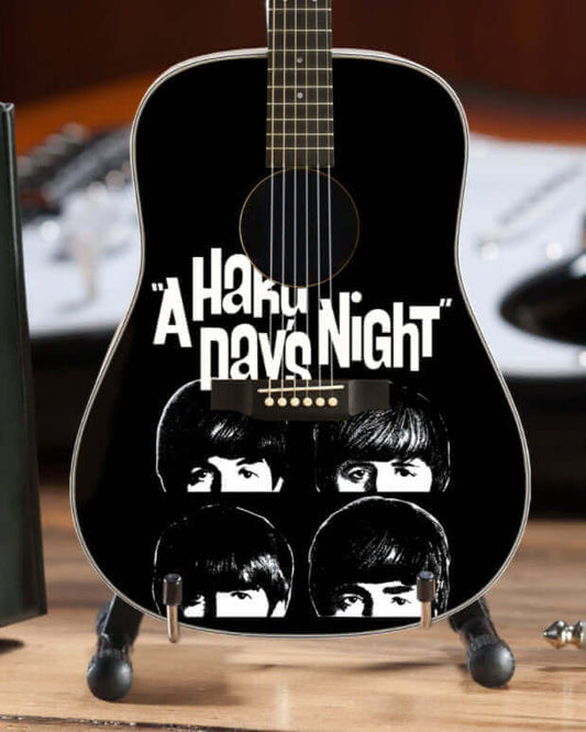 Fab Four sous licence - Mini acoustique hommage à Hard Day's Night - Radio Days