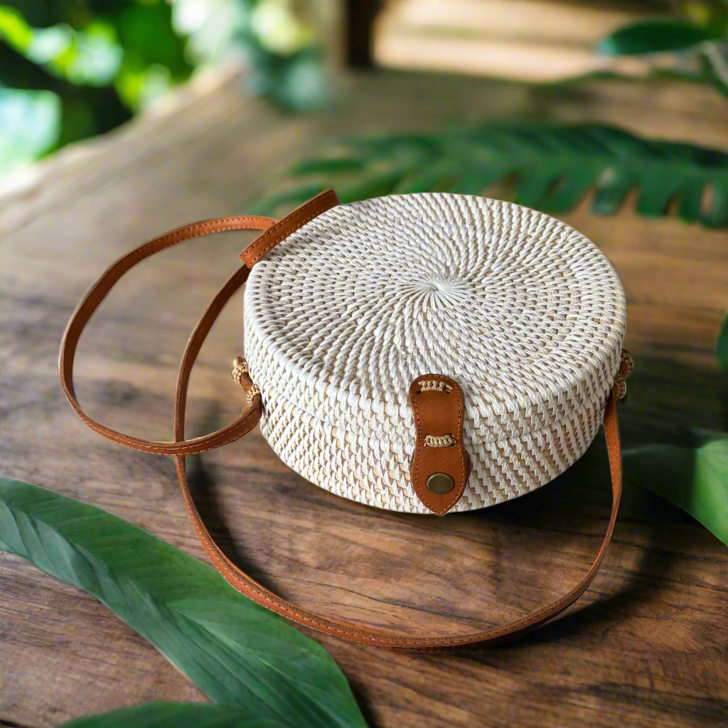 Round Rattan Purse - White