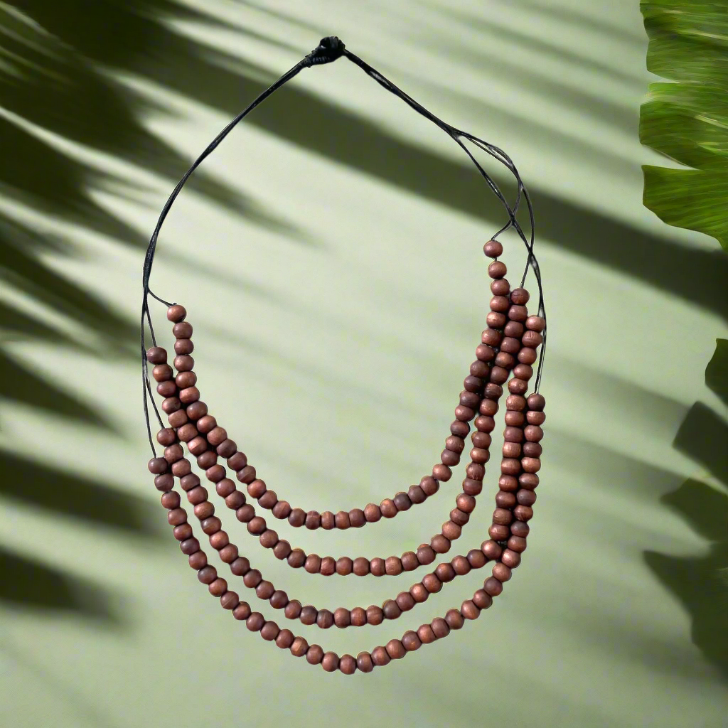 Collier de perles à plusieurs rangs