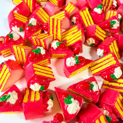 Breloques Gâteau Fraise pour Loisirs Créatifs