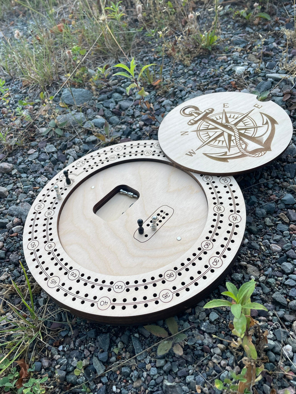 2-Player Round Cribbage Board with Peg Storage