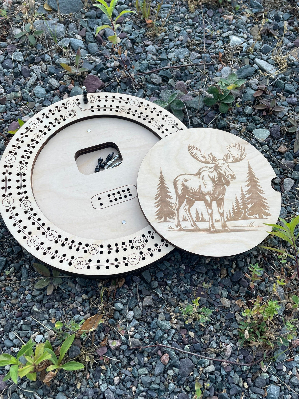 2-Player Round Cribbage Board with Peg Storage