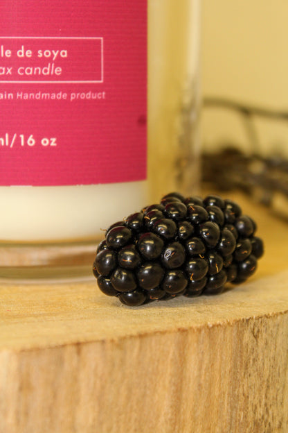 Soy candle 16 oz - Blackberry & Vanilla