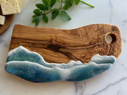 Planche à charcuterie en bois d'olivier