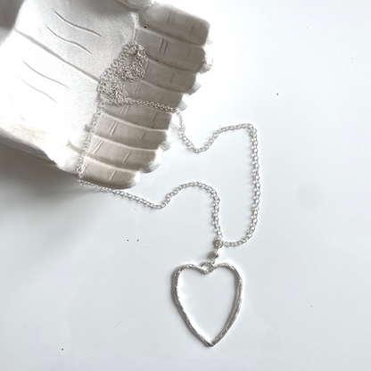 Collier chaîne avec pendentif cœur ajouré - Plaqué argent