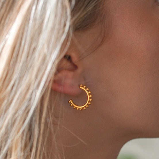 ISLA : Boucles d'oreilles créoles perlées