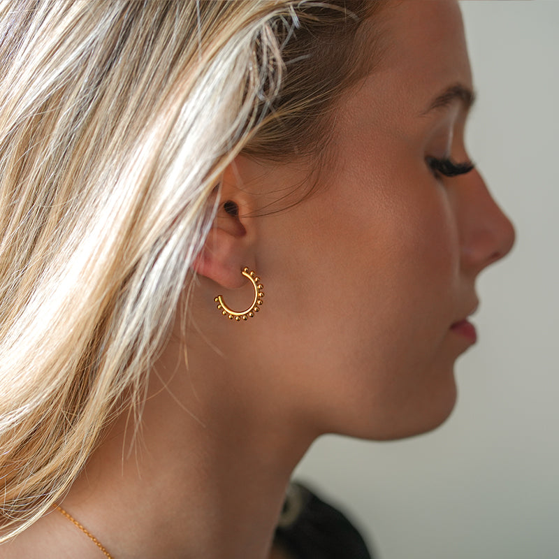 ISLA : Boucles d'oreilles créoles perlées
