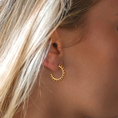 ISLA : Boucles d'oreilles créoles perlées