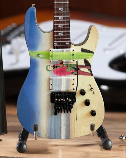 Miniature de guitare Kirk Hammett « Joker Surfs Up » objet de collection