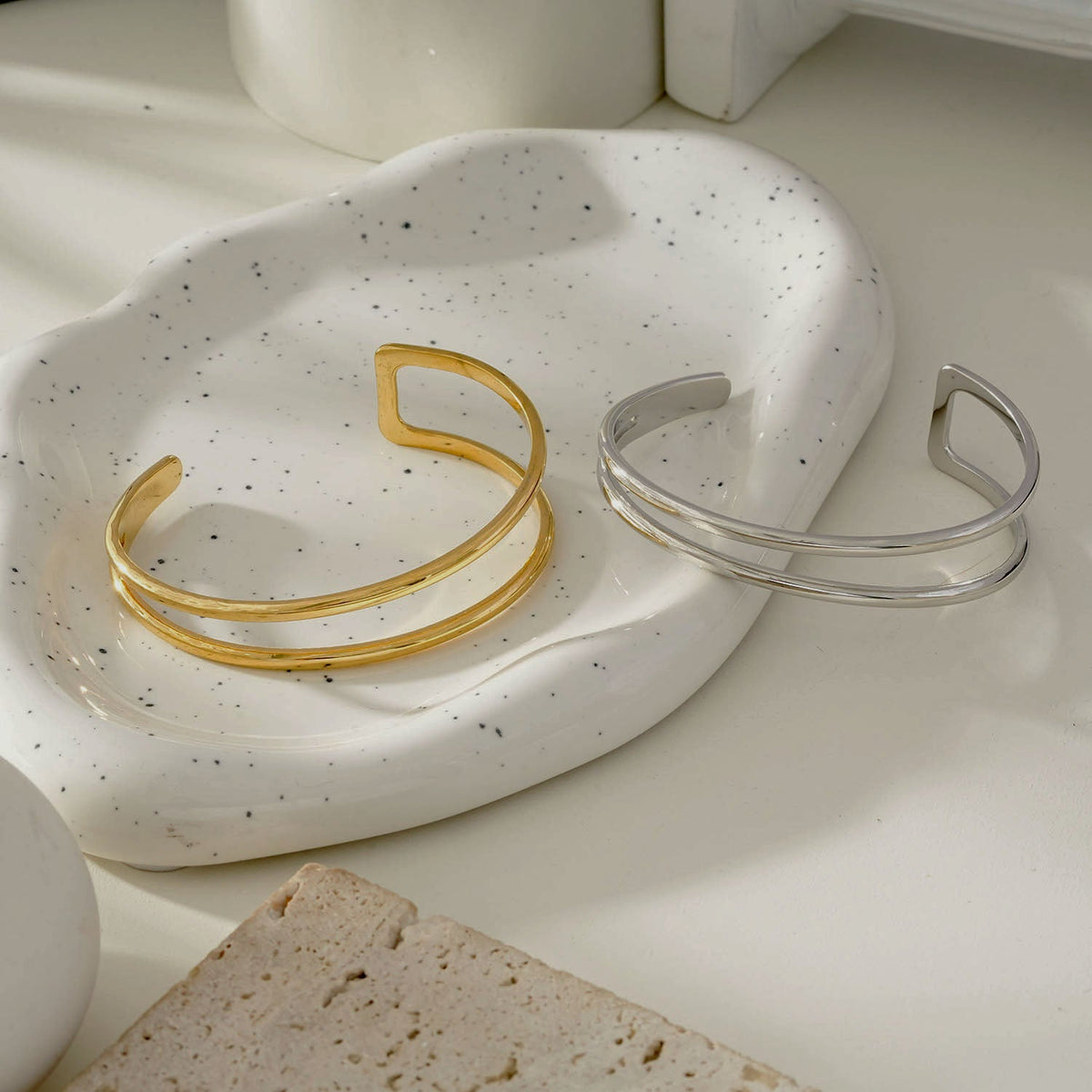 LILIANNA : Bracelet double rang chic et minimaliste en or blanc rhodié argent