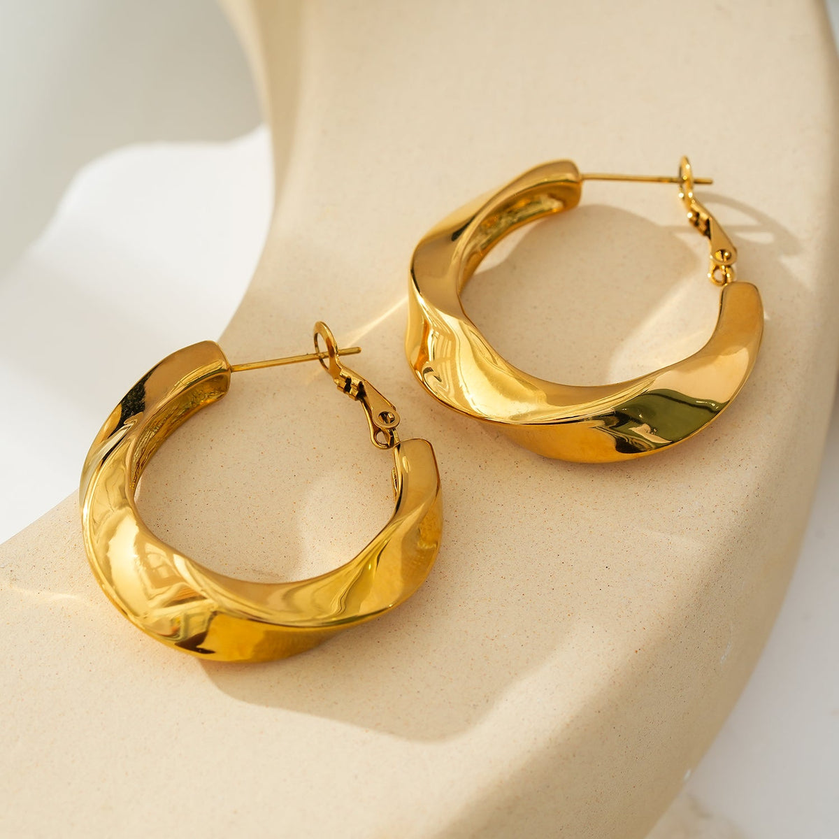 Style MARFA Gold: Sculptured Abstract Hoop Earrings