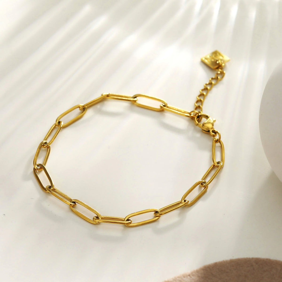 HAKILA Gold: Essential Chain Link Paper-Clip Bracelet