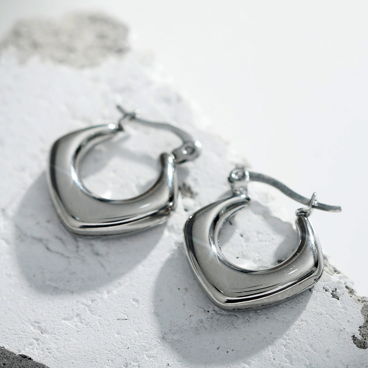 Boucles d'oreilles créoles carrées et arrondies MARIYA Argent