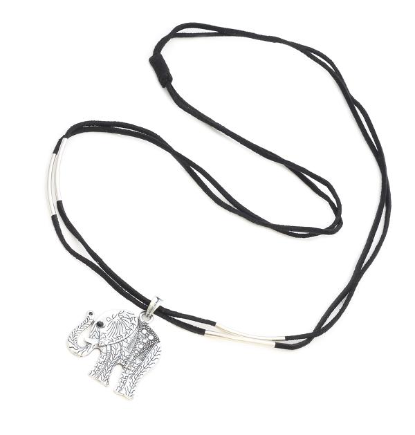 Pendentif Éléphant sur Suède