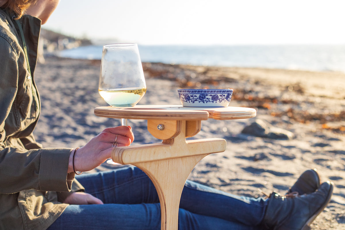 Kin-Bin : plateau portable d'extérieur pour verres et bouteilles
