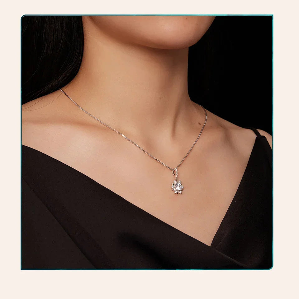 Pendentif Étoile en Argent Sterling avec Moissanite Céleste 1 carat