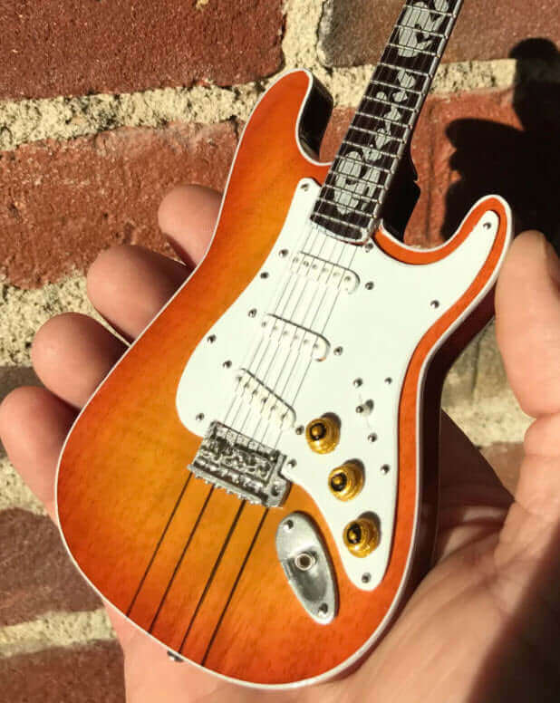 Réplique de guitare miniature Hamiltone Stevie Ray Vaughan Signature