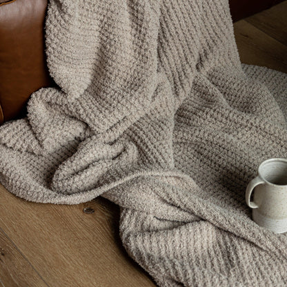 Jeté de lit gaufré étendu grège