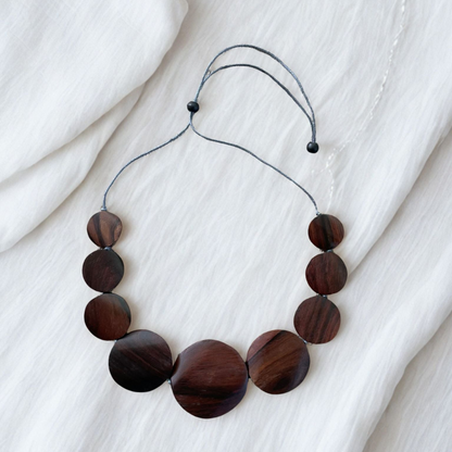 Collier Pendentif Disque Plat en Bois