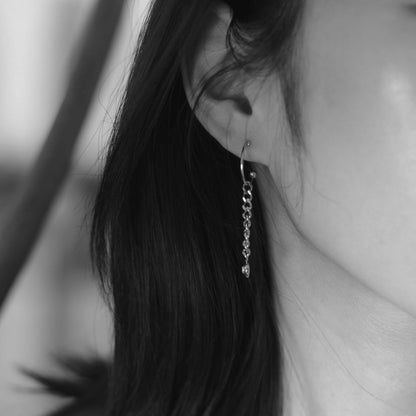 MIYA : Boucles d'oreilles pendantes en chaîne et zirconium